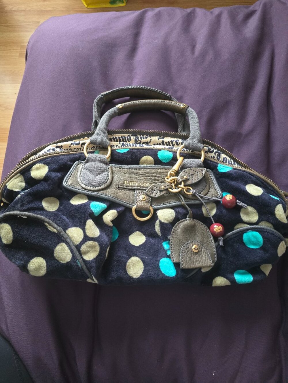 ✨ Vintage Y2K Juicy Couture Terry Cloth Bag ✨